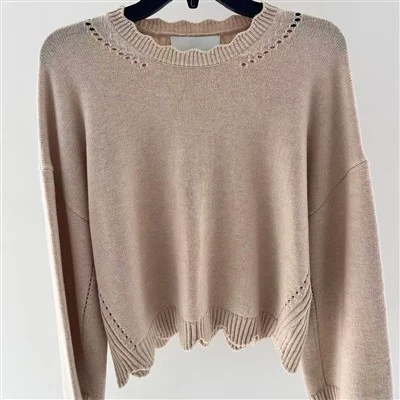Top de designer pentru femei montat