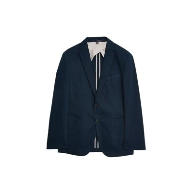 Care este lățimea standard a reverului pentru un blazer pentru bărbați?